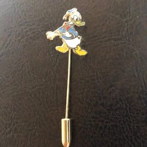 Donald Duck Stick Pin